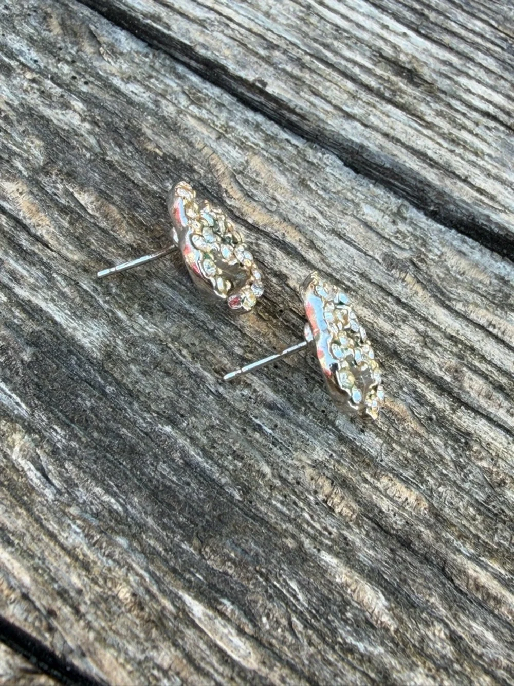 CHANEL Vintage Crystal Double C Stud Earrings - Clear Crystal and Silver Tone - Picture 9 of 10
